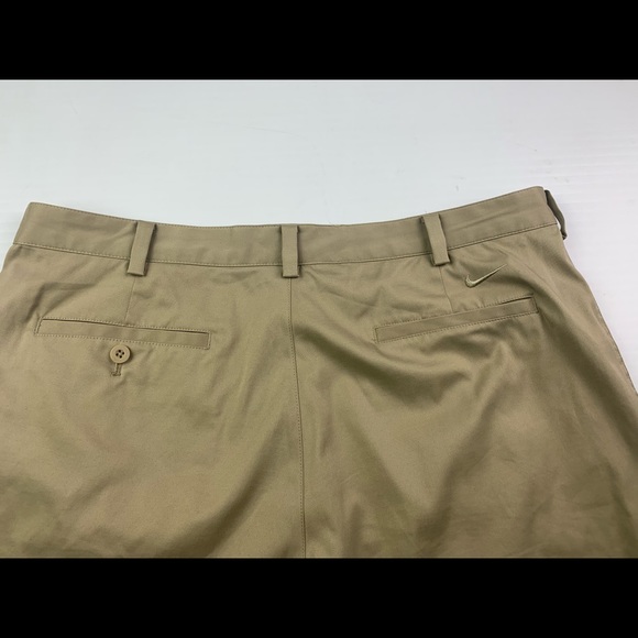 NIKE GOLF Mens Flat Front Golf ShortsSz 36 Khaki - Picture 4 of 7
